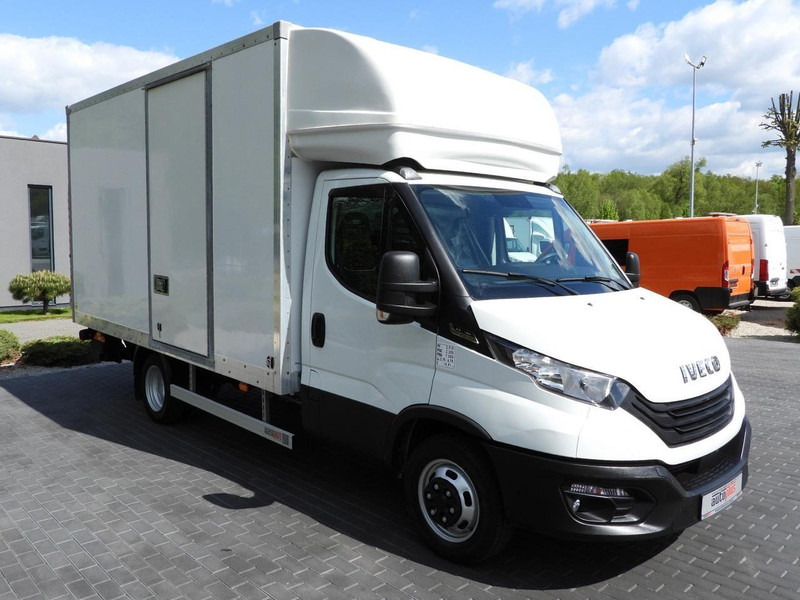Iveco DAILY 35C16 KONTENER WINDA 8 PALET TEMPOMAT AUTOMAT HI-MATIC BLI - Dostavno vozilo sa zatvorenim sandukom: slika Iveco DAILY 35C16 KONTENER WINDA 8 PALET TEMPOMAT AUTOMAT HI-MATIC BLI - Dostavno vozilo sa zatvorenim sandukom Iveco DAILY 35C16 KONTENER WINDA 8 PALET TEMPOMAT AUTOMAT HI-MATIC BLI - Dostavno vozilo sa zatvorenim sandukom: slika Iveco DAILY 35C16 KONTENER WINDA 8 PALET TEMPOMAT AUTOMAT HI-MATIC BLI - Dostavno vozilo sa zatvorenim sandukom