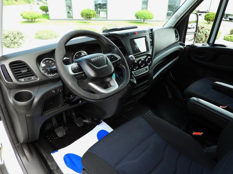 Iveco DAILY 35C16 WYWROTKA PODWÓJNA KABINA DOKA 6 MIEJSC TEMPOMAT NAWI - Mali kamion kiper: slika Iveco DAILY 35C16 WYWROTKA PODWÓJNA KABINA DOKA 6 MIEJSC TEMPOMAT NAWI - Mali kamion kiper Iveco DAILY 35C16 WYWROTKA PODWÓJNA KABINA DOKA 6 MIEJSC TEMPOMAT NAWI - Mali kamion kiper: slika Iveco DAILY 35C16 WYWROTKA PODWÓJNA KABINA DOKA 6 MIEJSC TEMPOMAT NAWI - Mali kamion kiper