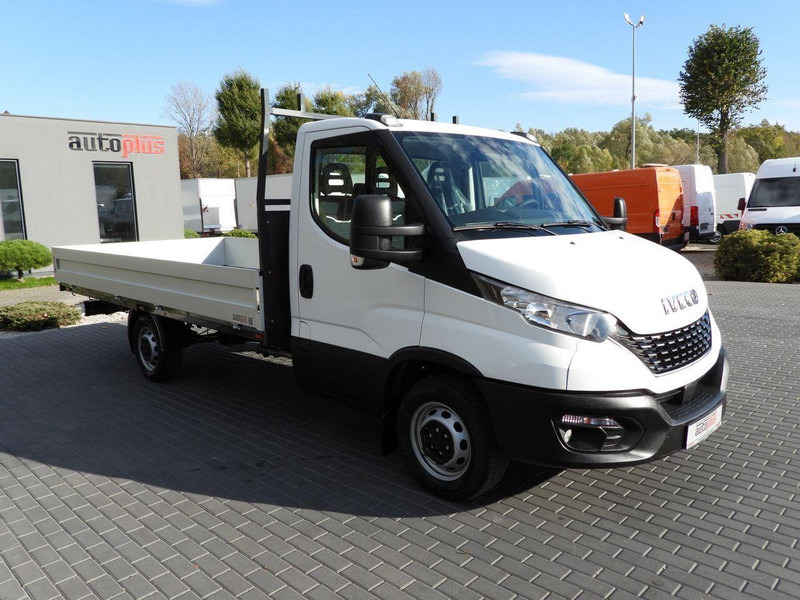 Iveco DAILY 35S14 - Dostavno vozilo s ravnom platformom: slika Iveco DAILY 35S14 - Dostavno vozilo s ravnom platformom Iveco DAILY 35S14 - Dostavno vozilo s ravnom platformom: slika Iveco DAILY 35S14 - Dostavno vozilo s ravnom platformom