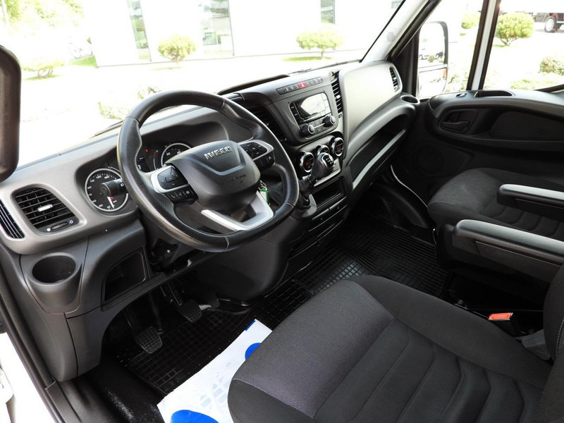 Iveco DAILY 35S18 PLANDEKA WINDA 8 PALET TEMPOMAT KLIMATYZACJA 180KM - Dostavno vozilo s ceradom: slika Iveco DAILY 35S18 PLANDEKA WINDA 8 PALET TEMPOMAT KLIMATYZACJA 180KM - Dostavno vozilo s ceradom Iveco DAILY 35S18 PLANDEKA WINDA 8 PALET TEMPOMAT KLIMATYZACJA 180KM - Dostavno vozilo s ceradom: slika Iveco DAILY 35S18 PLANDEKA WINDA 8 PALET TEMPOMAT KLIMATYZACJA 180KM - Dostavno vozilo s ceradom