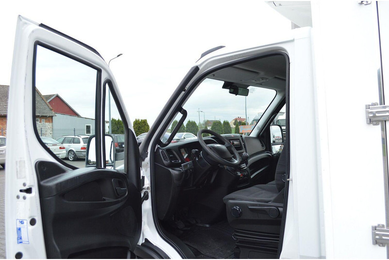 Kamion za prodaju brze hrane Iveco DAILY 60C15 60-150: slika Kamion za prodaju brze hrane Iveco DAILY 60C15 60-150 Kamion za prodaju brze hrane Iveco DAILY 60C15 60-150: slika Kamion za prodaju brze hrane Iveco DAILY 60C15 60-150