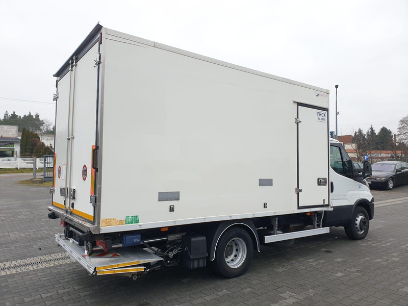 Dostavno vozilo hladnjača Iveco DAILY 60C15 60-150 TWO-CHAMBER REFRIGERATOR CONTAINER ISOTHERM F: slika Dostavno vozilo hladnjača Iveco DAILY 60C15 60-150 TWO-CHAMBER REFRIGERATOR CONTAINER ISOTHERM F
