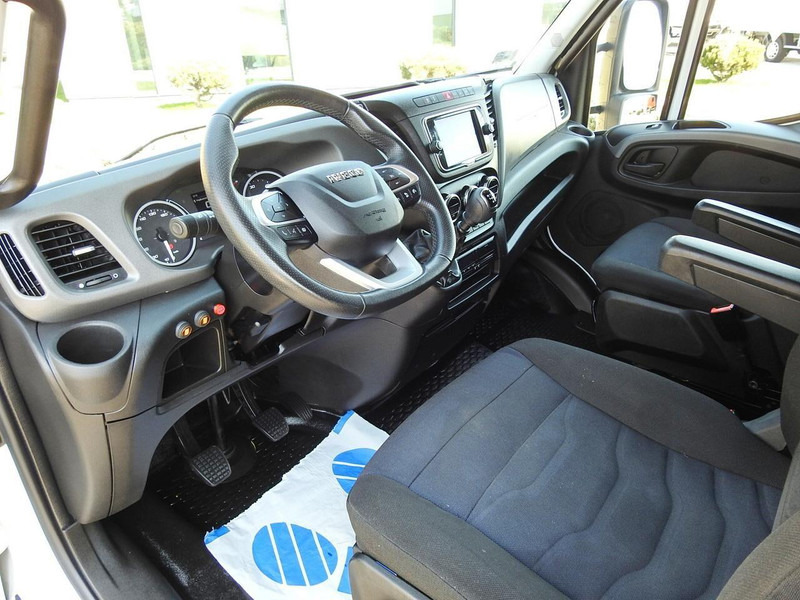 Iveco DAILY 70C18 KONTENER WINDA 14 PALET WEBASTO TEMPOMAT NAWIGACJA L - Kamion sandučar: slika Iveco DAILY 70C18 KONTENER WINDA 14 PALET WEBASTO TEMPOMAT NAWIGACJA L - Kamion sandučar Iveco DAILY 70C18 KONTENER WINDA 14 PALET WEBASTO TEMPOMAT NAWIGACJA L - Kamion sandučar: slika Iveco DAILY 70C18 KONTENER WINDA 14 PALET WEBASTO TEMPOMAT NAWIGACJA L - Kamion sandučar