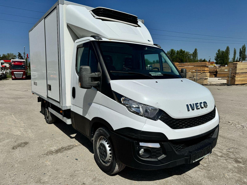 Iveco Daily 35-130 S - CARRIER XARIOS 350 Frigo - Dostavno vozilo hladnjača: slika Iveco Daily 35-130 S - CARRIER XARIOS 350 Frigo - Dostavno vozilo hladnjača Iveco Daily 35-130 S - CARRIER XARIOS 350 Frigo - Dostavno vozilo hladnjača: slika Iveco Daily 35-130 S - CARRIER XARIOS 350 Frigo - Dostavno vozilo hladnjača