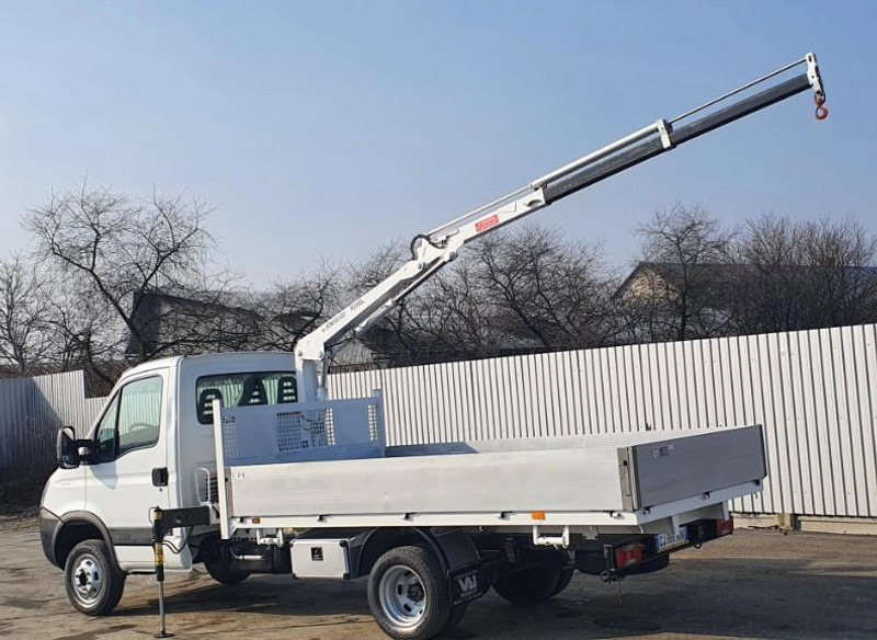 Iveco Daily 35C13 Bonfiglioli P 2300 - Pritsche 4,3 m - Dostavno vozilo s ravnom platformom: slika Iveco Daily 35C13 Bonfiglioli P 2300 - Pritsche 4,3 m - Dostavno vozilo s ravnom platformom Iveco Daily 35C13 Bonfiglioli P 2300 - Pritsche 4,3 m - Dostavno vozilo s ravnom platformom: slika Iveco Daily 35C13 Bonfiglioli P 2300 - Pritsche 4,3 m - Dostavno vozilo s ravnom platformom