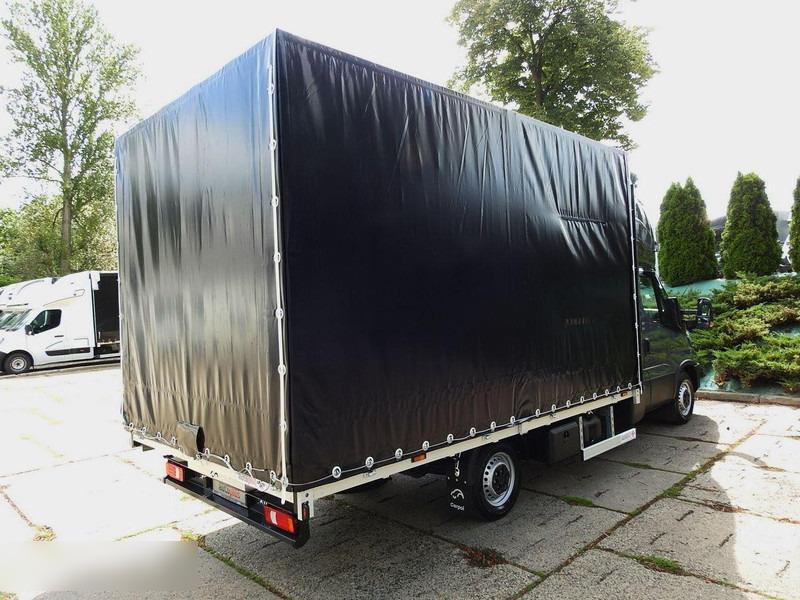 Novi Dostavno vozilo s ceradom Iveco Daily 35S18 Curtain side: slika Novi Dostavno vozilo s ceradom Iveco Daily 35S18 Curtain side