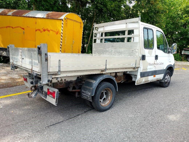Iveco Daily 35S18 - Doka flatbed - Kamion s otvorenim sandukom: slika Iveco Daily 35S18 - Doka flatbed - Kamion s otvorenim sandukom Iveco Daily 35S18 - Doka flatbed - Kamion s otvorenim sandukom: slika Iveco Daily 35S18 - Doka flatbed - Kamion s otvorenim sandukom