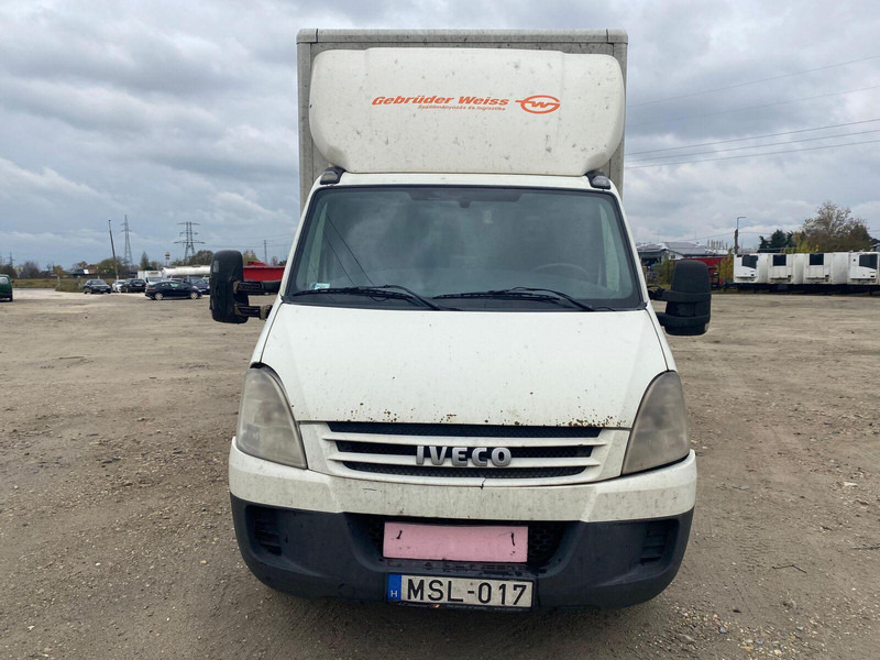 Iveco Daily 40 C 15 - Koffer + DHollandia LBW - Dostavno vozilo sa zatvorenim sandukom: slika Iveco Daily 40 C 15 - Koffer + DHollandia LBW - Dostavno vozilo sa zatvorenim sandukom Iveco Daily 40 C 15 - Koffer + DHollandia LBW - Dostavno vozilo sa zatvorenim sandukom: slika Iveco Daily 40 C 15 - Koffer + DHollandia LBW - Dostavno vozilo sa zatvorenim sandukom