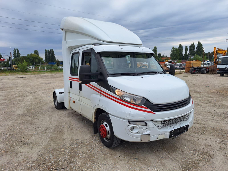 Iveco Daily 50-180 - Doka BE Mini Trekker - SZM - 3.5t - Mini tegljač: slika Iveco Daily 50-180 - Doka BE Mini Trekker - SZM - 3.5t - Mini tegljač Iveco Daily 50-180 - Doka BE Mini Trekker - SZM - 3.5t - Mini tegljač: slika Iveco Daily 50-180 - Doka BE Mini Trekker - SZM - 3.5t - Mini tegljač
