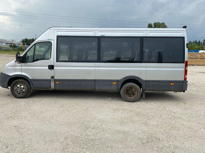 Iveco Daily 50 C 18 - 20 personal minibus - Minibus, Putnički kombi: slika Iveco Daily 50 C 18 - 20 personal minibus - Minibus, Putnički kombi Iveco Daily 50 C 18 - 20 personal minibus - Minibus, Putnički kombi: slika Iveco Daily 50 C 18 - 20 personal minibus - Minibus, Putnički kombi