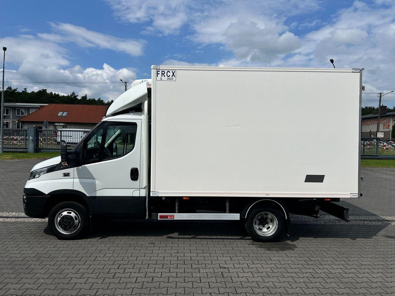 Iveco Daily 50C15 Kontener Mroźnia/Chłodnia 3x Drzwi ThermoKing V 300 - Dostavno vozilo hladnjača: slika Iveco Daily 50C15 Kontener Mroźnia/Chłodnia 3x Drzwi ThermoKing V 300 - Dostavno vozilo hladnjača Iveco Daily 50C15 Kontener Mroźnia/Chłodnia 3x Drzwi ThermoKing V 300 - Dostavno vozilo hladnjača: slika Iveco Daily 50C15 Kontener Mroźnia/Chłodnia 3x Drzwi ThermoKing V 300 - Dostavno vozilo hladnjača