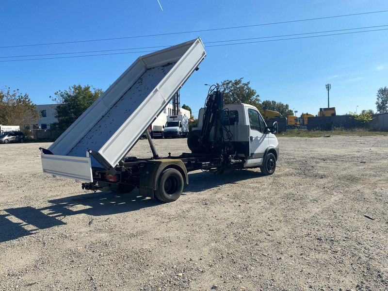 Iveco Daily 65 C 18 - 3 sided Tipper + HIAB 033T Crane - Mali kamion kiper: slika Iveco Daily 65 C 18 - 3 sided Tipper + HIAB 033T Crane - Mali kamion kiper Iveco Daily 65 C 18 - 3 sided Tipper + HIAB 033T Crane - Mali kamion kiper: slika Iveco Daily 65 C 18 - 3 sided Tipper + HIAB 033T Crane - Mali kamion kiper