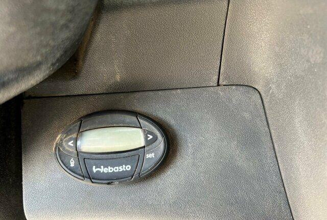 Iveco Daily 70C17 - Kiper: slika Iveco Daily 70C17 - Kiper Iveco Daily 70C17 - Kiper: slika Iveco Daily 70C17 - Kiper