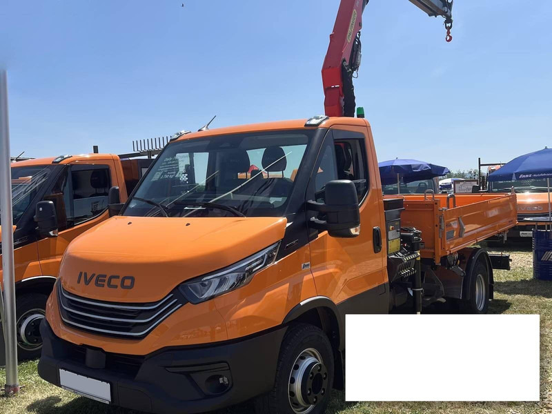 Iveco Daily 70C18H - Flatbed+crane - Kamion s otvorenim sandukom, Kamion s kranom: slika Iveco Daily 70C18H - Flatbed+crane - Kamion s otvorenim sandukom, Kamion s kranom Iveco Daily 70C18H - Flatbed+crane - Kamion s otvorenim sandukom, Kamion s kranom: slika Iveco Daily 70C18H - Flatbed+crane - Kamion s otvorenim sandukom, Kamion s kranom
