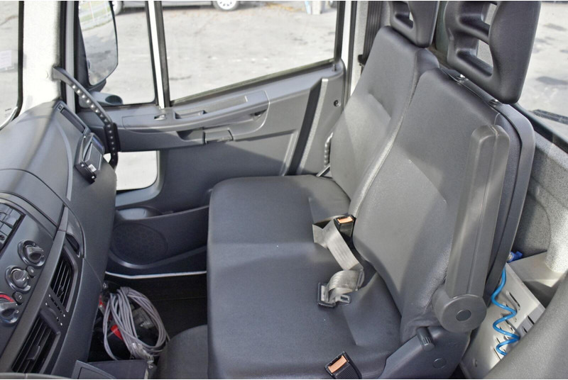 Kiper, Kamion s kranom Iveco EUROCARGO 100E19 * TOPZUSTAND: slika Kiper, Kamion s kranom Iveco EUROCARGO 100E19 * TOPZUSTAND Kiper, Kamion s kranom Iveco EUROCARGO 100E19 * TOPZUSTAND: slika Kiper, Kamion s kranom Iveco EUROCARGO 100E19 * TOPZUSTAND