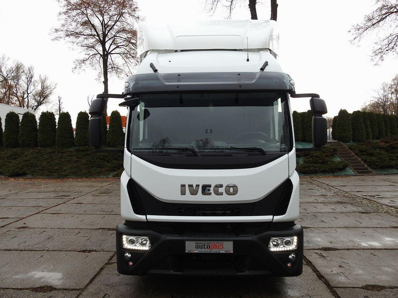 Iveco EUROCARGO 120-250 NOWY PLANDEKA WINDA 18 PALET WEBASTO KLIMATYZA - Kamion sandučar: slika Iveco EUROCARGO 120-250 NOWY PLANDEKA WINDA 18 PALET WEBASTO KLIMATYZA - Kamion sandučar Iveco EUROCARGO 120-250 NOWY PLANDEKA WINDA 18 PALET WEBASTO KLIMATYZA - Kamion sandučar: slika Iveco EUROCARGO 120-250 NOWY PLANDEKA WINDA 18 PALET WEBASTO KLIMATYZA - Kamion sandučar
