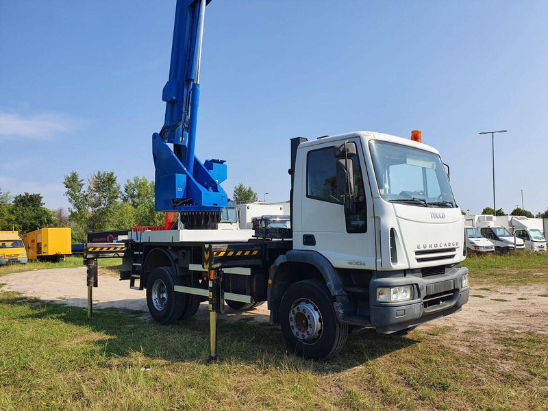 Iveco Eurocargo ML 180 E 24 - Bizocchi KJF 320 lifting basket 32 m - Podizna platforma montirana na kamion: slika Iveco Eurocargo ML 180 E 24 - Bizocchi KJF 320 lifting basket 32 m - Podizna platforma montirana na kamion Iveco Eurocargo ML 180 E 24 - Bizocchi KJF 320 lifting basket 32 m - Podizna platforma montirana na kamion: slika Iveco Eurocargo ML 180 E 24 - Bizocchi KJF 320 lifting basket 32 m - Podizna platforma montirana na kamion