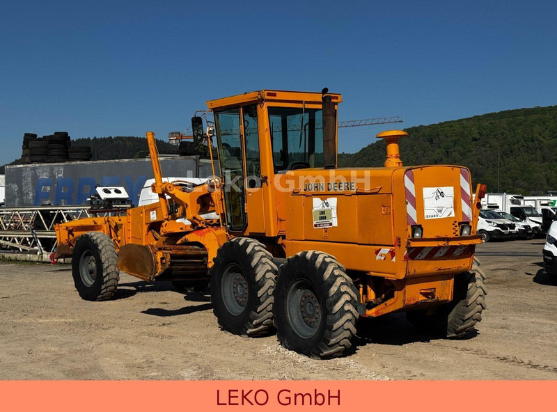 John Deere 770B - Grejder: slika John Deere 770B - Grejder John Deere 770B - Grejder: slika John Deere 770B - Grejder