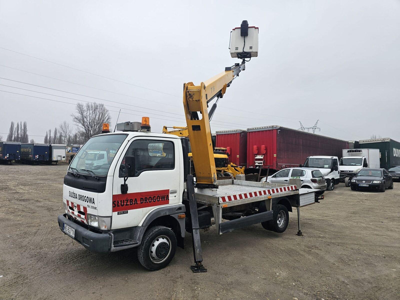 Zakup Nissan Cabstar 35.10 - Socage Lifting Basket - 16m Nissan Cabstar 35.10 - Socage Lifting Basket - 16m: slika Zakup Nissan Cabstar 35.10 - Socage Lifting Basket - 16m Nissan Cabstar 35.10 - Socage Lifting Basket - 16m