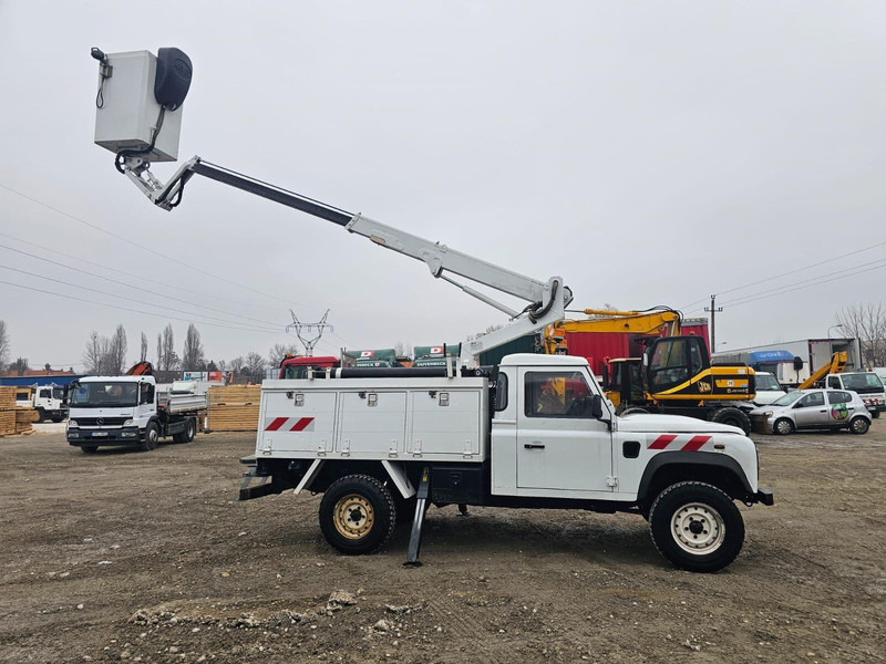 Land Rover Defender 120 4x4 - MOVEX Lifting Basket 10,5m - Podizna platforma montirana na kamion: slika Land Rover Defender 120 4x4 - MOVEX Lifting Basket 10,5m - Podizna platforma montirana na kamion Land Rover Defender 120 4x4 - MOVEX Lifting Basket 10,5m - Podizna platforma montirana na kamion: slika Land Rover Defender 120 4x4 - MOVEX Lifting Basket 10,5m - Podizna platforma montirana na kamion