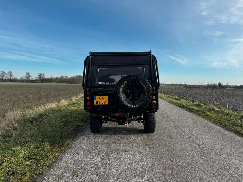 Land Rover Defender 130 - Off road 4x4 - SUV: slika Land Rover Defender 130 - Off road 4x4 - SUV Land Rover Defender 130 - Off road 4x4 - SUV: slika Land Rover Defender 130 - Off road 4x4 - SUV
