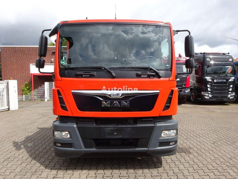 MAN 15.250 TGM Flatbed - Kamion s otvorenim sandukom: slika MAN 15.250 TGM Flatbed - Kamion s otvorenim sandukom MAN 15.250 TGM Flatbed - Kamion s otvorenim sandukom: slika MAN 15.250 TGM Flatbed - Kamion s otvorenim sandukom