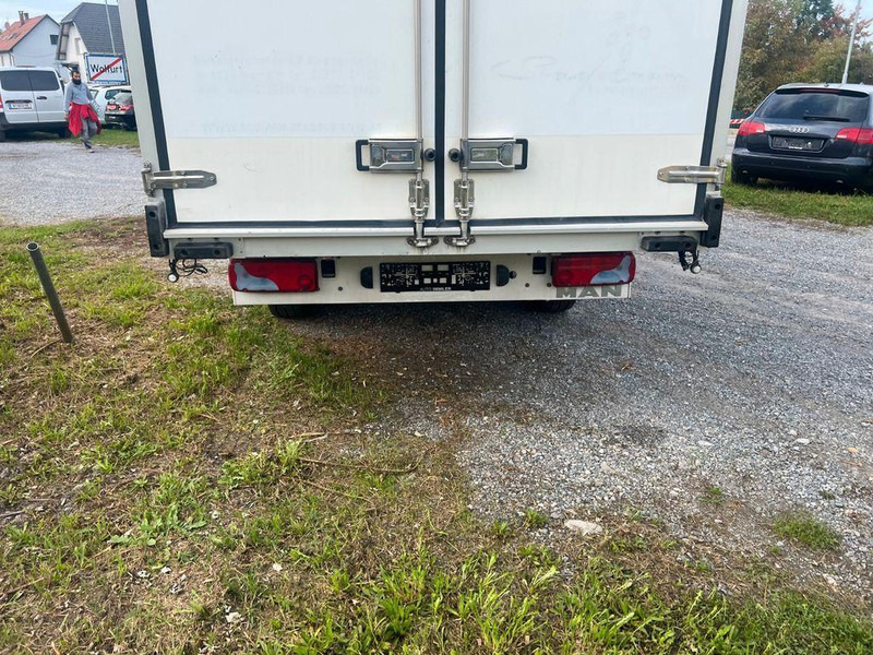 MAN TGE 3.180 4X4 - Dostavno vozilo hladnjača: slika MAN TGE 3.180 4X4 - Dostavno vozilo hladnjača MAN TGE 3.180 4X4 - Dostavno vozilo hladnjača: slika MAN TGE 3.180 4X4 - Dostavno vozilo hladnjača