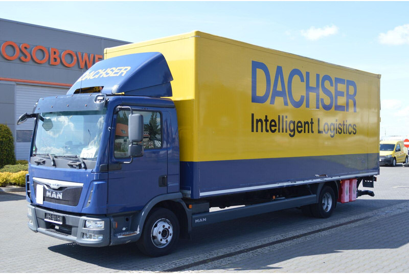 MAN TGL 12.250 CONTAINER+LIFT 1500 kg - Kamion sandučar: slika MAN TGL 12.250 CONTAINER+LIFT 1500 kg - Kamion sandučar MAN TGL 12.250 CONTAINER+LIFT 1500 kg - Kamion sandučar: slika MAN TGL 12.250 CONTAINER+LIFT 1500 kg - Kamion sandučar