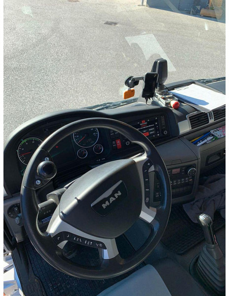 MAN TGL 12.250 - Kamion za prijevoz stoke: slika MAN TGL 12.250 - Kamion za prijevoz stoke MAN TGL 12.250 - Kamion za prijevoz stoke: slika MAN TGL 12.250 - Kamion za prijevoz stoke