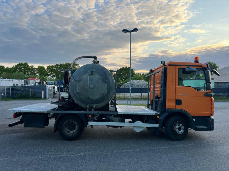 MAN TGL 8.180 Vacuum truck / Toilet Cleaner - Vakum kamion: slika MAN TGL 8.180 Vacuum truck / Toilet Cleaner - Vakum kamion MAN TGL 8.180 Vacuum truck / Toilet Cleaner - Vakum kamion: slika MAN TGL 8.180 Vacuum truck / Toilet Cleaner - Vakum kamion