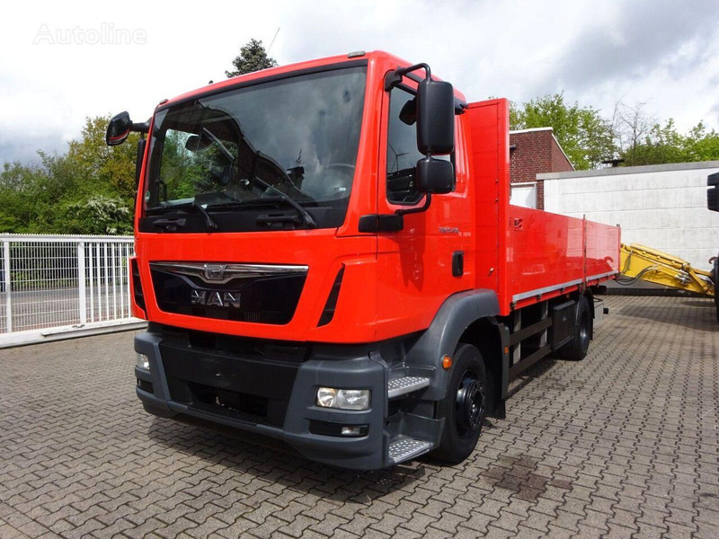 MAN TGM 15.250 Flatbed - Kamion s otvorenim sandukom: slika MAN TGM 15.250 Flatbed - Kamion s otvorenim sandukom MAN TGM 15.250 Flatbed - Kamion s otvorenim sandukom: slika MAN TGM 15.250 Flatbed - Kamion s otvorenim sandukom