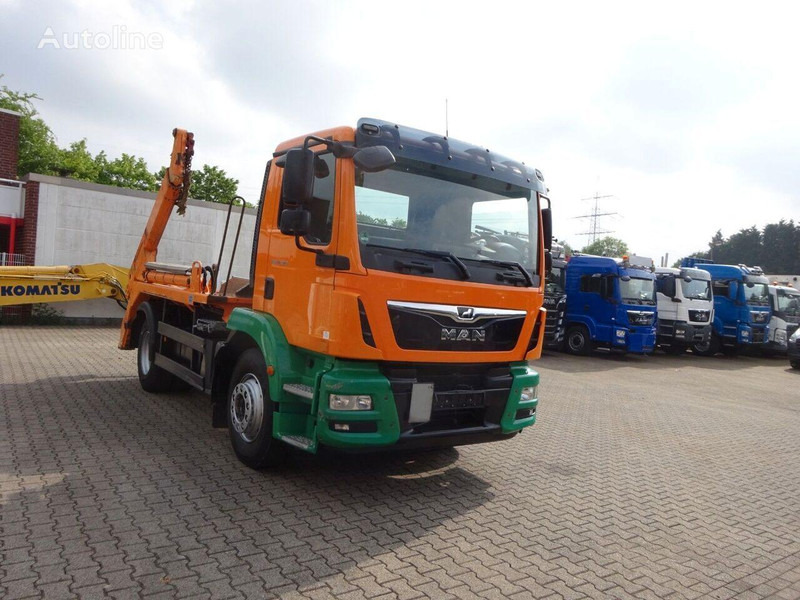 MAN TGM 18.340 Skip loader - Utovarivač s proklizavajućim upravljanjem: slika MAN TGM 18.340 Skip loader - Utovarivač s proklizavajućim upravljanjem MAN TGM 18.340 Skip loader - Utovarivač s proklizavajućim upravljanjem: slika MAN TGM 18.340 Skip loader - Utovarivač s proklizavajućim upravljanjem