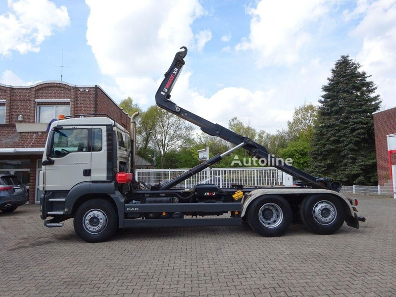 MAN TGS 26.320 - Hook lift truck - Kamion s kukastom dizalicom, Kamion s kranom: slika MAN TGS 26.320 - Hook lift truck - Kamion s kukastom dizalicom, Kamion s kranom MAN TGS 26.320 - Hook lift truck - Kamion s kukastom dizalicom, Kamion s kranom: slika MAN TGS 26.320 - Hook lift truck - Kamion s kukastom dizalicom, Kamion s kranom