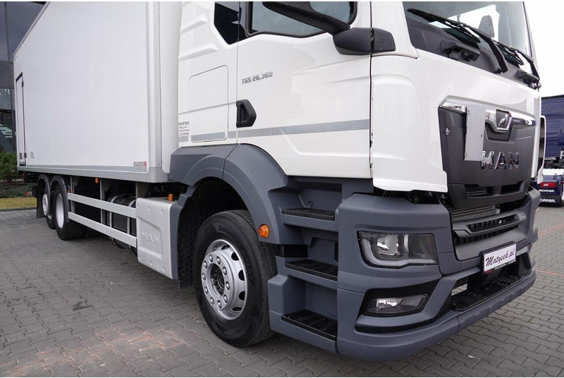 MAN TGS 26.360 / 6x2 / CHŁODNIA -8,2 M / AGREGAT CARRIER SUPRA 850 / - Kamion hladnjača: slika MAN TGS 26.360 / 6x2 / CHŁODNIA -8,2 M / AGREGAT CARRIER SUPRA 850 / - Kamion hladnjača MAN TGS 26.360 / 6x2 / CHŁODNIA -8,2 M / AGREGAT CARRIER SUPRA 850 / - Kamion hladnjača: slika MAN TGS 26.360 / 6x2 / CHŁODNIA -8,2 M / AGREGAT CARRIER SUPRA 850 / - Kamion hladnjača