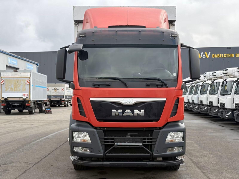 MAN TGS 26.440 - Animal transporter - Kamion za prijevoz stoke: slika MAN TGS 26.440 - Animal transporter - Kamion za prijevoz stoke MAN TGS 26.440 - Animal transporter - Kamion za prijevoz stoke: slika MAN TGS 26.440 - Animal transporter - Kamion za prijevoz stoke