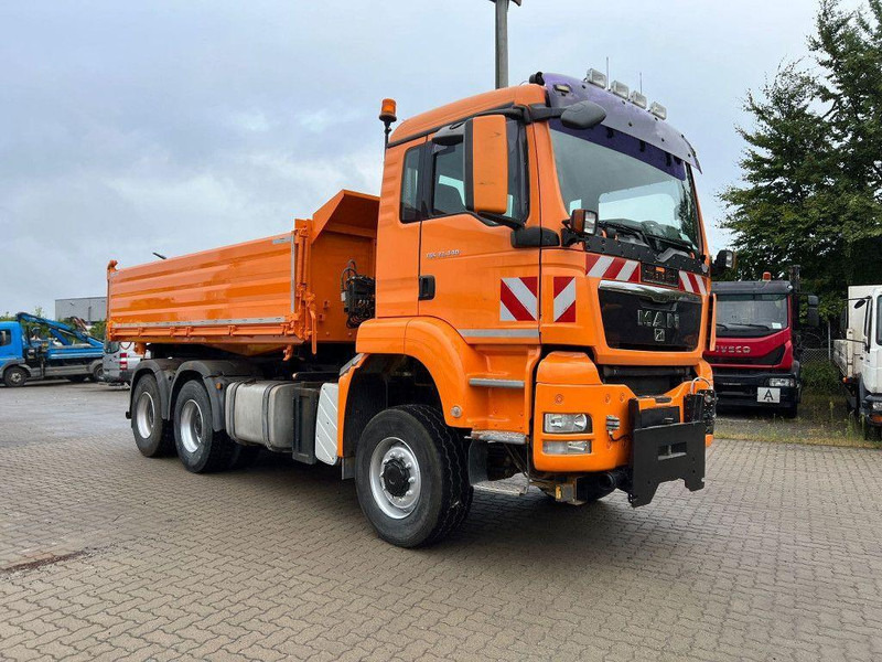 MAN TGS 33.440 AK 6x6 3-Way Tipper - Kiper: slika MAN TGS 33.440 AK 6x6 3-Way Tipper - Kiper MAN TGS 33.440 AK 6x6 3-Way Tipper - Kiper: slika MAN TGS 33.440 AK 6x6 3-Way Tipper - Kiper