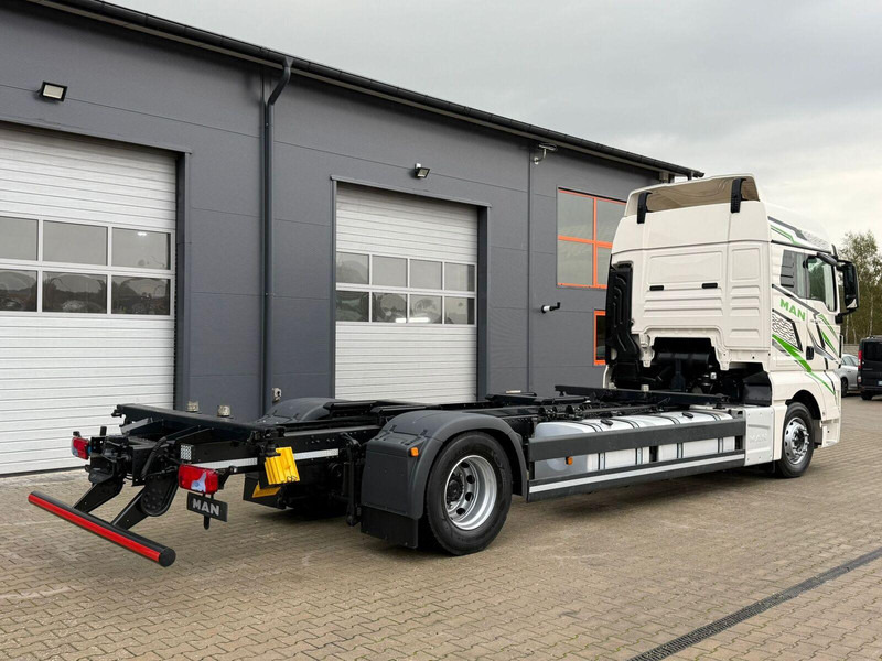 MAN TGX 18.470 // Przebieg 252 tyś. km !!! // Ciężarówka jak nowa // - Kamion-šasija: slika MAN TGX 18.470 // Przebieg 252 tyś. km !!! // Ciężarówka jak nowa // - Kamion-šasija MAN TGX 18.470 // Przebieg 252 tyś. km !!! // Ciężarówka jak nowa // - Kamion-šasija: slika MAN TGX 18.470 // Przebieg 252 tyś. km !!! // Ciężarówka jak nowa // - Kamion-šasija