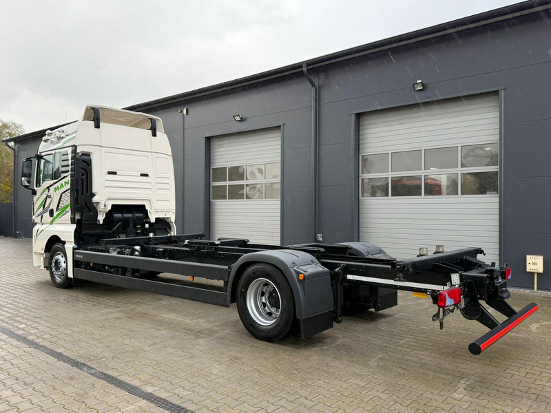 MAN TGX 18.470 // Przebieg 252 tyś. km !!! // Ciężarówka jak nowa // - Kamion-šasija: slika MAN TGX 18.470 // Przebieg 252 tyś. km !!! // Ciężarówka jak nowa // - Kamion-šasija MAN TGX 18.470 // Przebieg 252 tyś. km !!! // Ciężarówka jak nowa // - Kamion-šasija: slika MAN TGX 18.470 // Przebieg 252 tyś. km !!! // Ciężarówka jak nowa // - Kamion-šasija