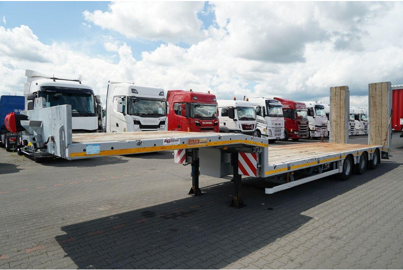 Max Trailer NACZEPA LAWETA / NISKOPODWOZIOWA / 12,35 M / NAJAZDY HYDRAULICZN - Poluprikolica s niskim utovarivačem: slika Max Trailer NACZEPA LAWETA / NISKOPODWOZIOWA / 12,35 M / NAJAZDY HYDRAULICZN - Poluprikolica s niskim utovarivačem Max Trailer NACZEPA LAWETA / NISKOPODWOZIOWA / 12,35 M / NAJAZDY HYDRAULICZN - Poluprikolica s niskim utovarivačem: slika Max Trailer NACZEPA LAWETA / NISKOPODWOZIOWA / 12,35 M / NAJAZDY HYDRAULICZN - Poluprikolica s niskim utovarivačem
