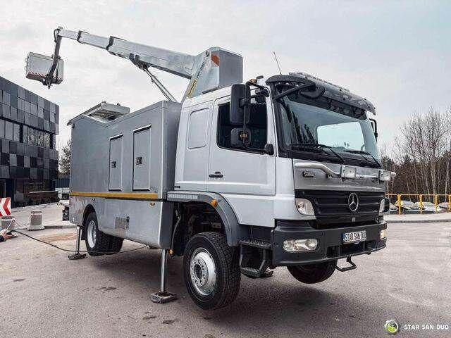 Mercedes-Benz 1529 4x4 Atego Lift Palfinger Wumag WT 230 - Podizna platforma montirana na kamion: slika Mercedes-Benz 1529 4x4 Atego Lift Palfinger Wumag WT 230 - Podizna platforma montirana na kamion Mercedes-Benz 1529 4x4 Atego Lift Palfinger Wumag WT 230 - Podizna platforma montirana na kamion: slika Mercedes-Benz 1529 4x4 Atego Lift Palfinger Wumag WT 230 - Podizna platforma montirana na kamion