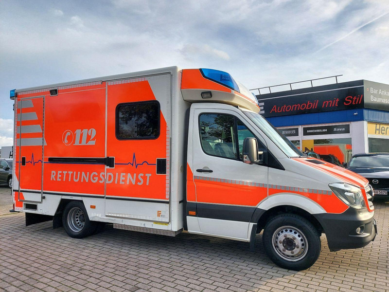 Mercedes-Benz 519 CDI Ambulance - Vozilo hitne pomoći: slika Mercedes-Benz 519 CDI Ambulance - Vozilo hitne pomoći Mercedes-Benz 519 CDI Ambulance - Vozilo hitne pomoći: slika Mercedes-Benz 519 CDI Ambulance - Vozilo hitne pomoći