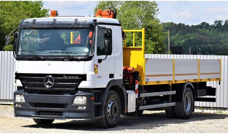 Mercedes-Benz ACTROS 1832 - Kiper, Kamion s kranom: slika Mercedes-Benz ACTROS 1832 - Kiper, Kamion s kranom Mercedes-Benz ACTROS 1832 - Kiper, Kamion s kranom: slika Mercedes-Benz ACTROS 1832 - Kiper, Kamion s kranom