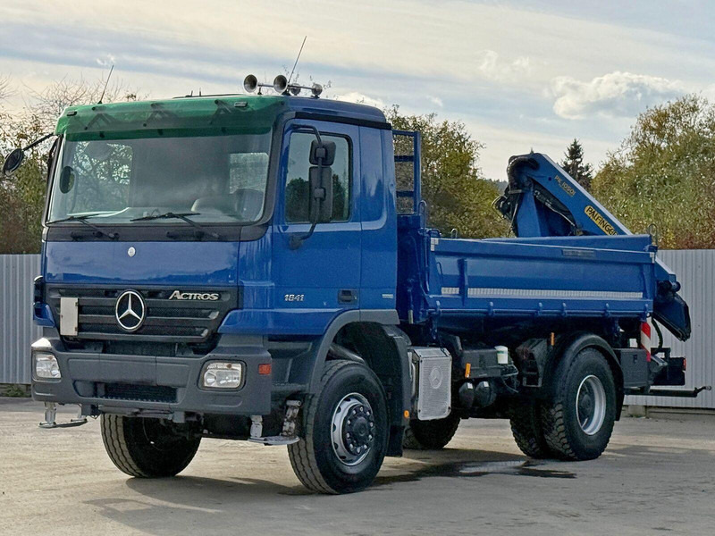 Mercedes-Benz ACTROS 1841 * PK 10501 + FUNK * TOP * 4x4 - Kiper, Kamion s kranom: slika Mercedes-Benz ACTROS 1841 * PK 10501 + FUNK * TOP * 4x4 - Kiper, Kamion s kranom Mercedes-Benz ACTROS 1841 * PK 10501 + FUNK * TOP * 4x4 - Kiper, Kamion s kranom: slika Mercedes-Benz ACTROS 1841 * PK 10501 + FUNK * TOP * 4x4 - Kiper, Kamion s kranom