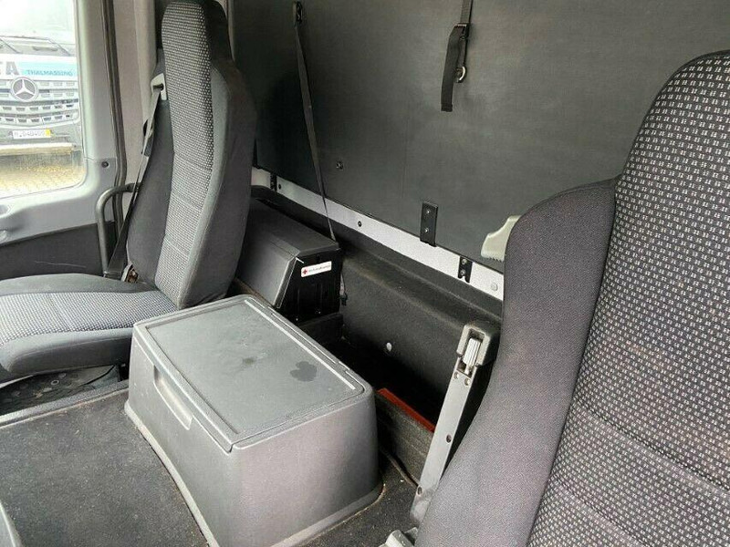 Kamion s kukastom dizalicom Mercedes-Benz ACTROS 2644: slika Kamion s kukastom dizalicom Mercedes-Benz ACTROS 2644