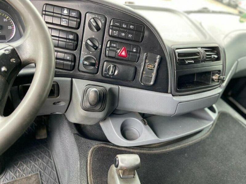 Kamion s kukastom dizalicom Mercedes-Benz ACTROS 2644: slika Kamion s kukastom dizalicom Mercedes-Benz ACTROS 2644