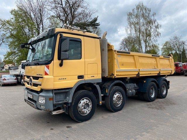 Mercedes-Benz ACTROS 3244 MP3 - Kiper: slika Mercedes-Benz ACTROS 3244 MP3 - Kiper Mercedes-Benz ACTROS 3244 MP3 - Kiper: slika Mercedes-Benz ACTROS 3244 MP3 - Kiper
