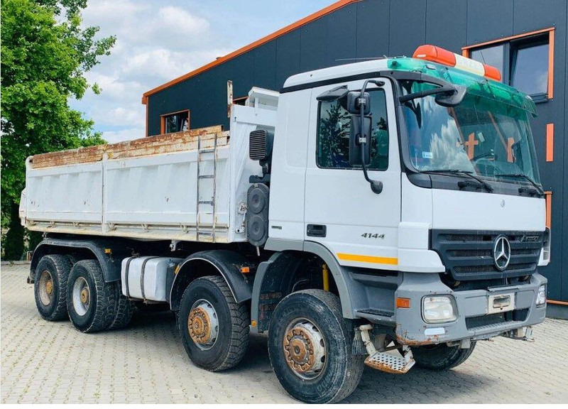 Mercedes-Benz ACTROS 4144 8x8 Tipper - Kiper: slika Mercedes-Benz ACTROS 4144 8x8 Tipper - Kiper Mercedes-Benz ACTROS 4144 8x8 Tipper - Kiper: slika Mercedes-Benz ACTROS 4144 8x8 Tipper - Kiper