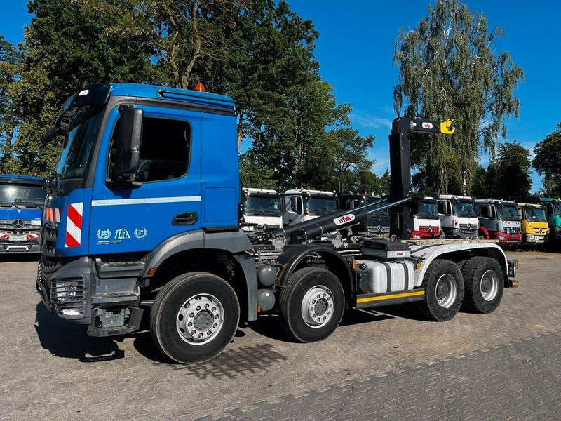 Mercedes-Benz AROCS 3246 8X4 ABROLLKIPPER HYVALIFT 26.57 - Kamion s kukastom dizalicom: slika Mercedes-Benz AROCS 3246 8X4 ABROLLKIPPER HYVALIFT 26.57 - Kamion s kukastom dizalicom Mercedes-Benz AROCS 3246 8X4 ABROLLKIPPER HYVALIFT 26.57 - Kamion s kukastom dizalicom: slika Mercedes-Benz AROCS 3246 8X4 ABROLLKIPPER HYVALIFT 26.57 - Kamion s kukastom dizalicom