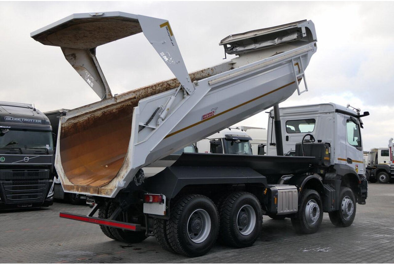 Mercedes-Benz AROCS 3246 / 8x4 / WYWROTKA / TYLNOZSYP / EURO 6 / OPONY 100 % - Kiper: slika Mercedes-Benz AROCS 3246 / 8x4 / WYWROTKA / TYLNOZSYP / EURO 6 / OPONY 100 % - Kiper Mercedes-Benz AROCS 3246 / 8x4 / WYWROTKA / TYLNOZSYP / EURO 6 / OPONY 100 % - Kiper: slika Mercedes-Benz AROCS 3246 / 8x4 / WYWROTKA / TYLNOZSYP / EURO 6 / OPONY 100 % - Kiper