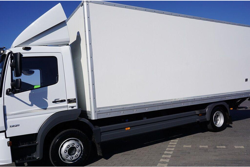 Kamion sandučar Mercedes-Benz ATEGO / 1221 / ACC / EURO 6 / KONTENER + WINDA / 17 PALET: slika Kamion sandučar Mercedes-Benz ATEGO / 1221 / ACC / EURO 6 / KONTENER + WINDA / 17 PALET Kamion sandučar Mercedes-Benz ATEGO / 1221 / ACC / EURO 6 / KONTENER + WINDA / 17 PALET: slika Kamion sandučar Mercedes-Benz ATEGO / 1221 / ACC / EURO 6 / KONTENER + WINDA / 17 PALET